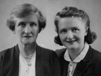 Emily & Pat Fail 1942